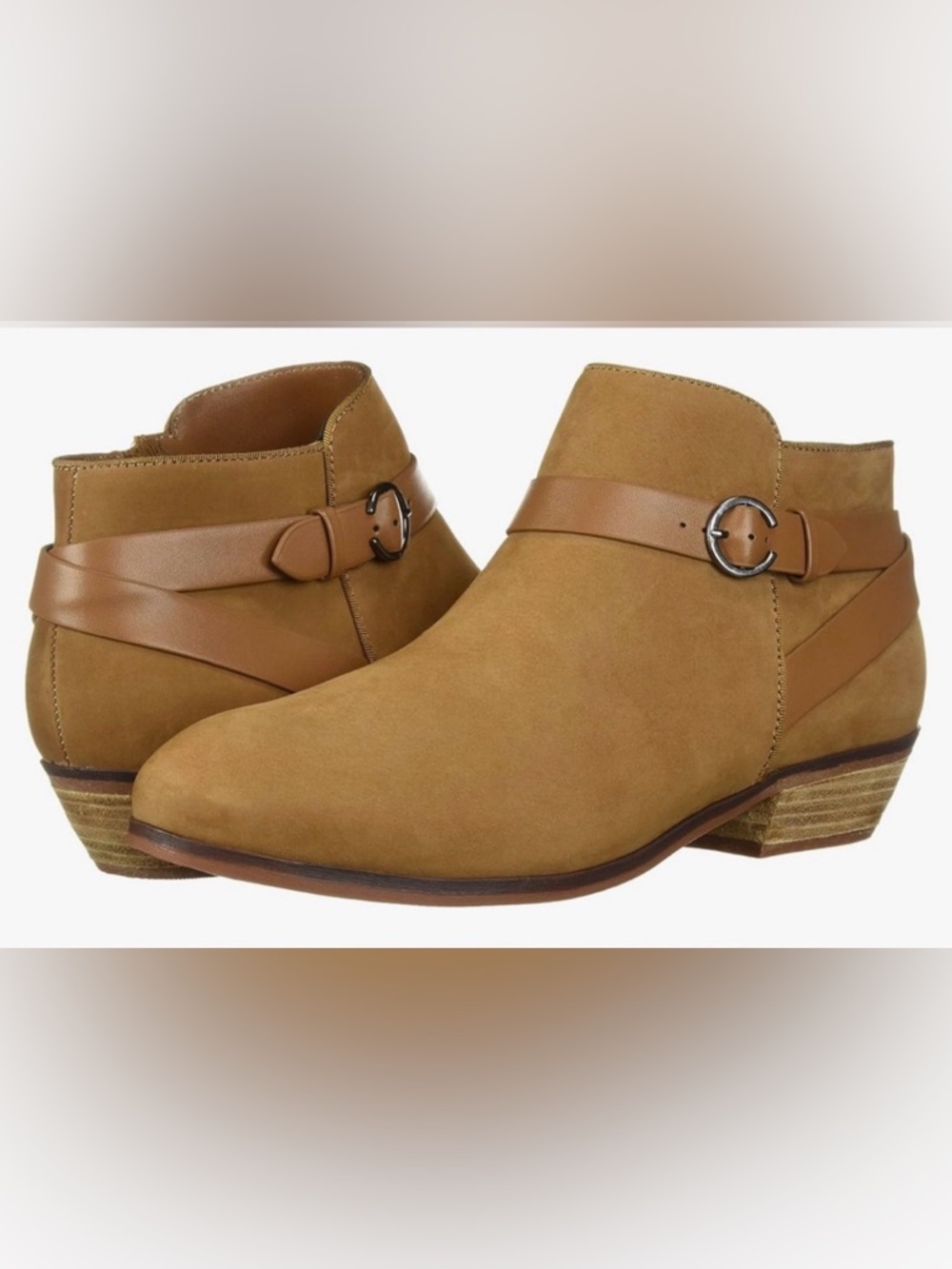 NIB [SoftWalk] Raven Ankle Buckle Comfort Booties in Sand Women’s Size 6 (N)